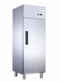 LEJE AF Industrifryseskab RF7 fra Basic Udbetaling 1798 kr. / mdr. leje 298 kr. OBS Skal køre med vandbehandling ellers ophører garantien.